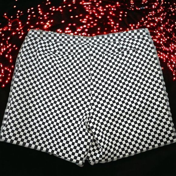 Worthington black & white checkered business casual shorts - Picture 3 of 6